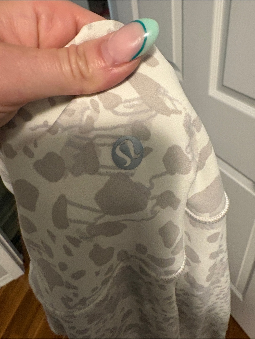 Lululemon Align High Rise Crop 17” - Picture 6 of 8